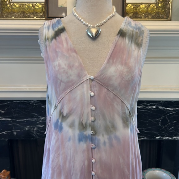 “Young Fabulous & Broke” pastel tie dye tiered sleeveless tiered maxi dresss - Picture 2 of 5